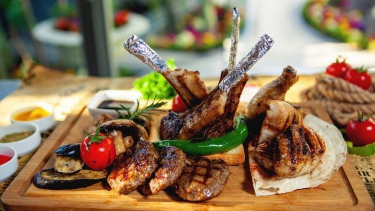 Kuzu pirzola nasıl yapılır? Tam kıvamında soslu kuzu pirzola tarifi | Kuzu pirzola nasıl pişirilir, nasıl fırınlanır?