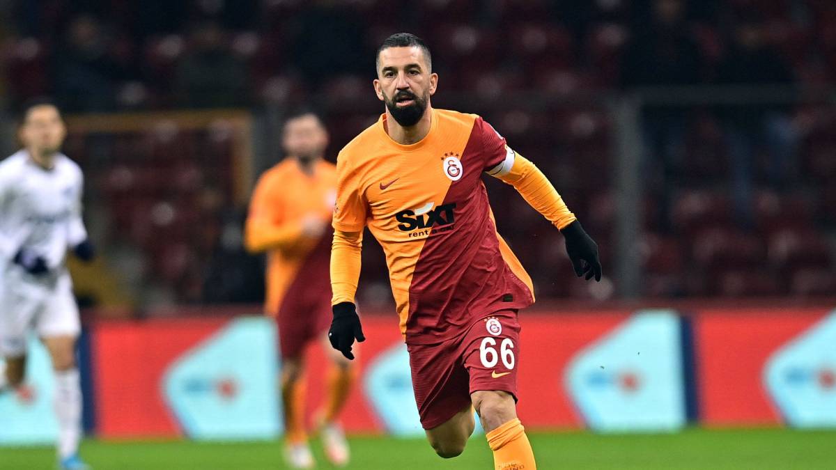 Arda Turan futbolu bıraktı mı? Arda Turan'ın jübilesi yapılacak mı? Arda Turan hangi takıma transfer oldu?