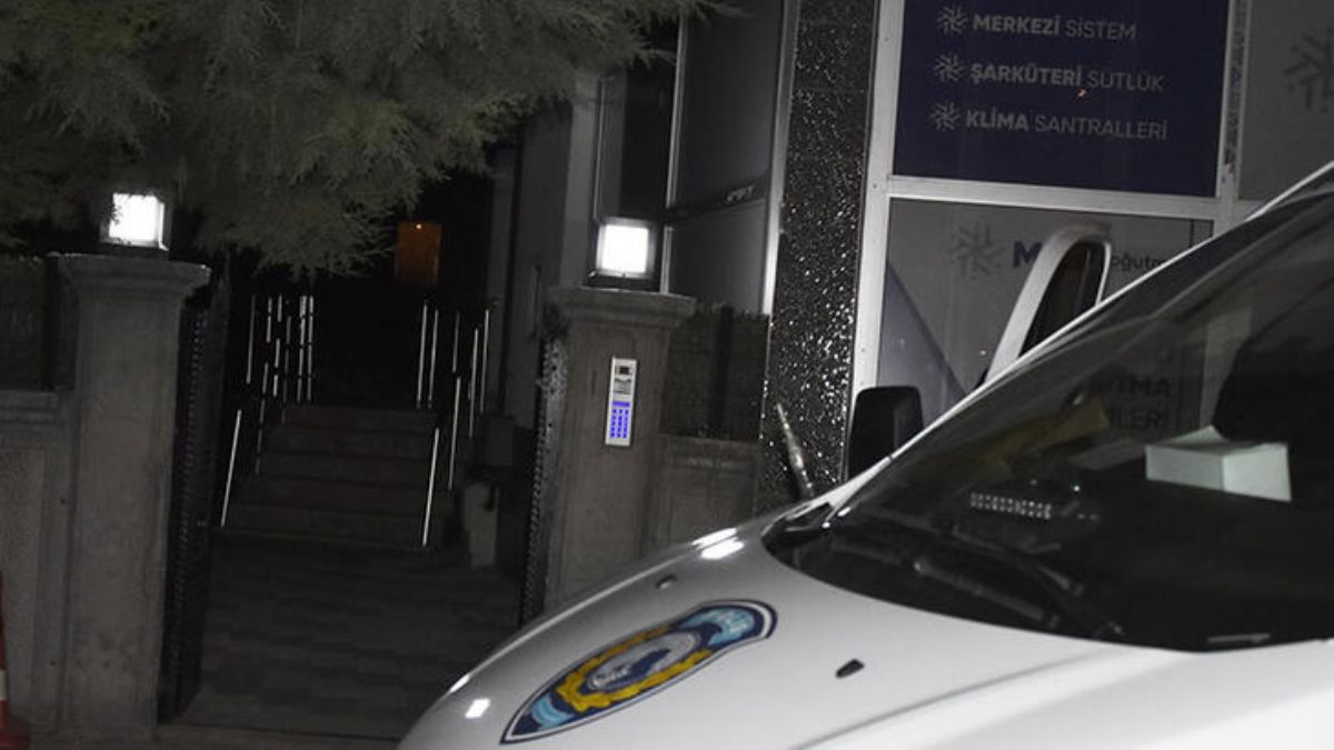 'Sigara' tartışmasında babasını tabancayla öldürdü