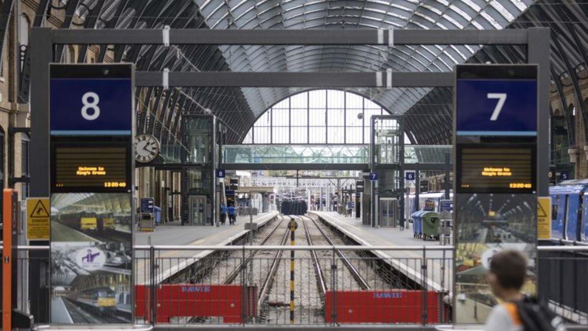 İngiltere’de grev! Trenler sefer dışı