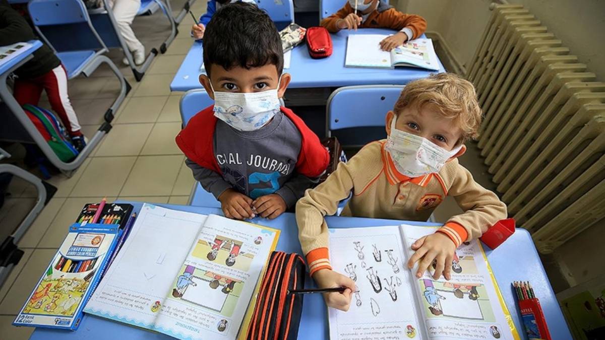 1. sınıflar okula ne zaman başlayacak? 2022-2023 ilkokul 1. sınıf derslere ne zaman başlıyor?