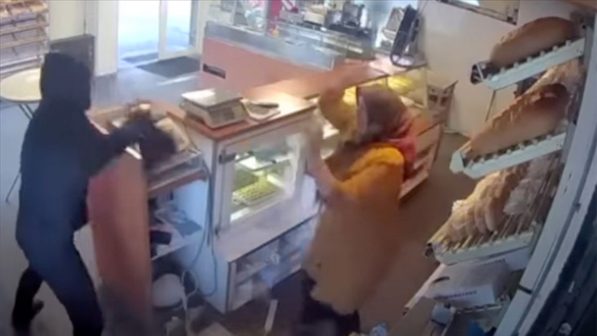 Hollanda'da toz beziyle satırlı hırsız kovalayan abla | Hollanda'da hırsızı döven Latife Peker olayı nedir?