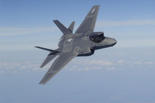 Resmen onaylandı! 35 adet F-35 uçağı alacaklar