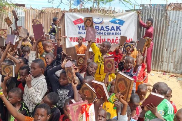 Yedi Başak kurban emanetlerini sahiplerine ulaştırdı