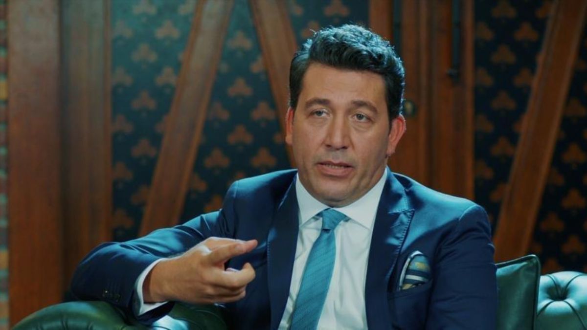 Emre Kınay Kimdir,Nerelidir? Emre Kınay Yer Aldığı Dizi Ve Filmler Neler?