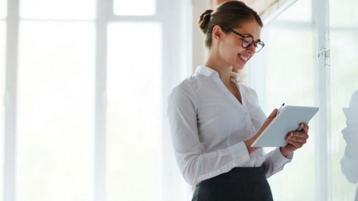 Ücretli öğretmen istediği zaman işi bırakabilir mi? Ücretli öğretmen en fazla kaç derse girebilir?