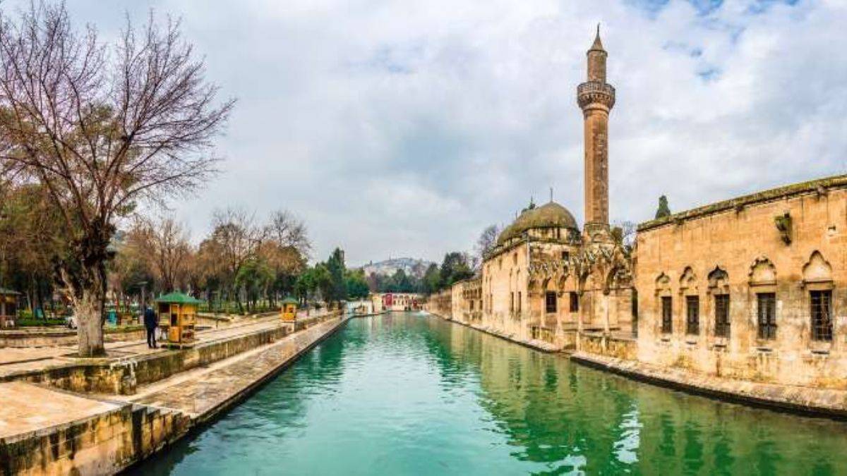 Şanlıurfa Ezan Vakti Nedir? Şanlıurfa Namaz Vakitleri