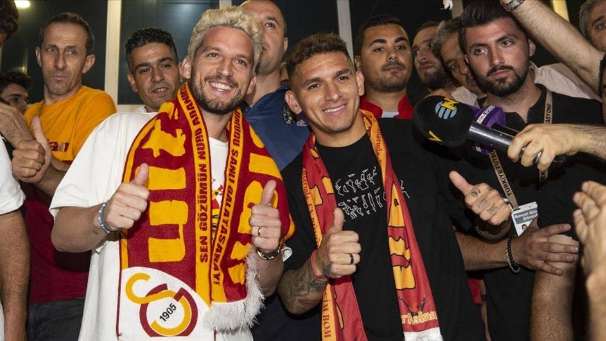 Torreira ve Mertens, Galatasaray için İstanbul'da