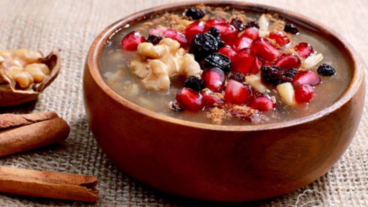 Pratik Aşure Tarifleri Neler? Lezzetli Aşure Yapımı