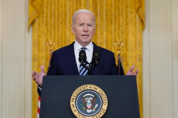 Biden'dan Finlandiya ve İsveç'e NATO onayı