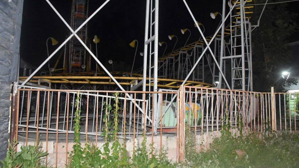 Lunaparkta facia! Eğlence treni raydan çıktı: 1 ölü, 3 yaralı