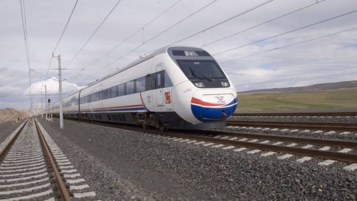 2022 Güncel Tren Bilet Fiyatları Nedir? YHT Bilet Fiyatı