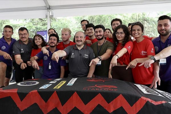 Bakan Varank: Yeni nesil ulaştırma alanında ülkemizi hak ettiği konuma taşıyacağız