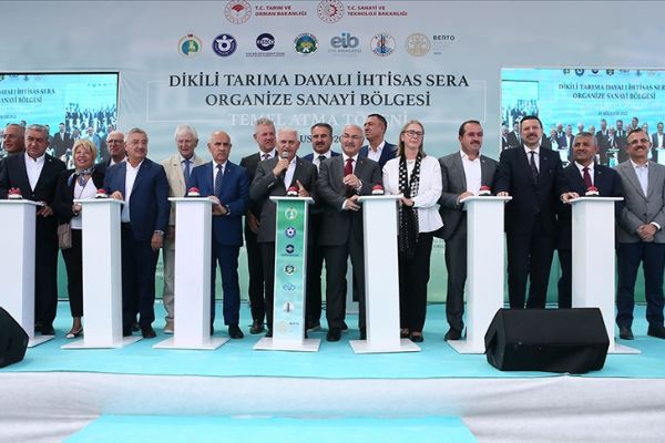 Avrupa'nın en büyük jeotermal ısıtmalı serası olacak organize sanayi bölgesinin temeli atıldı