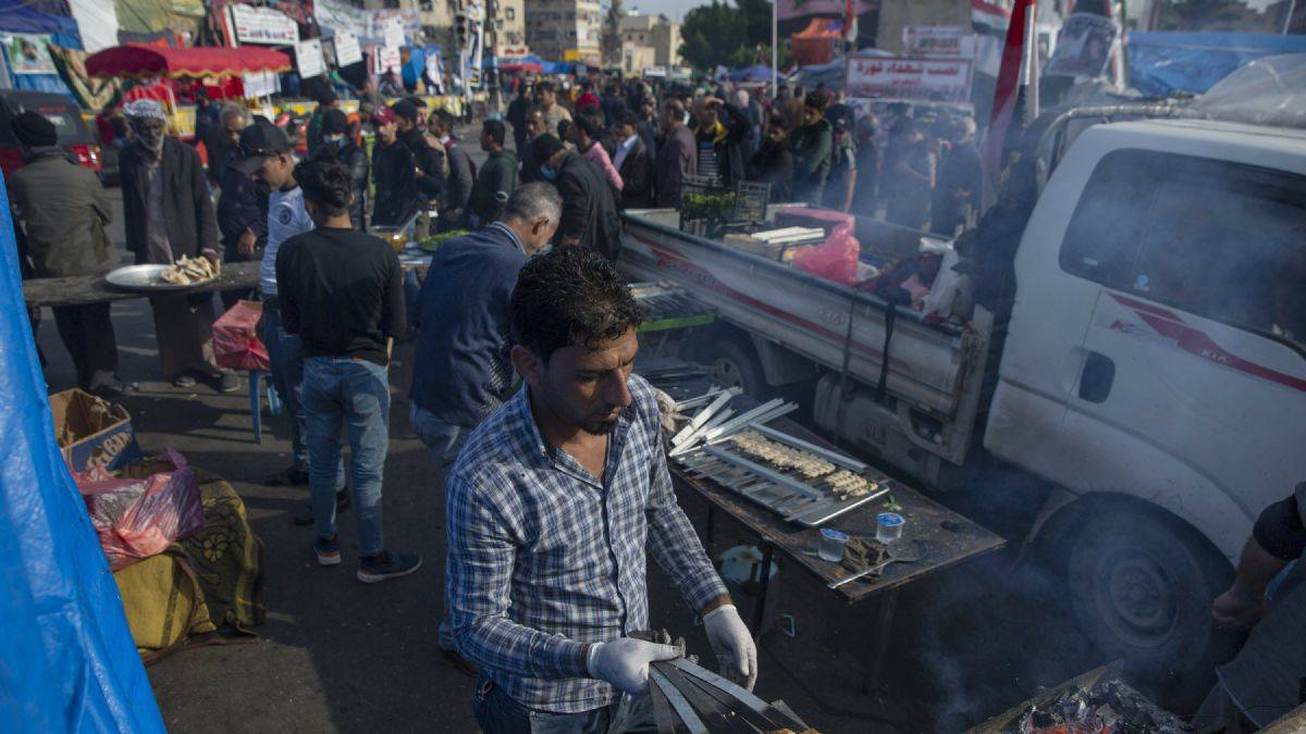 Eylemcilere közde kahve ile deve ve ceylan eti!