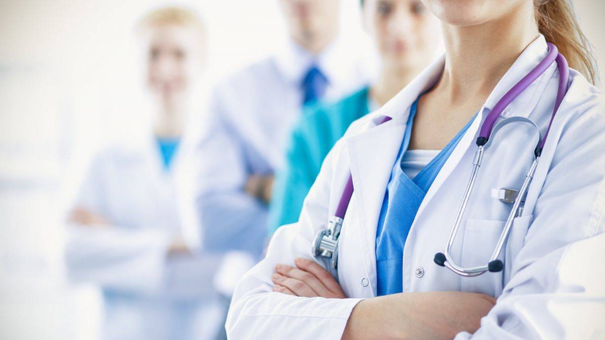 Yabancı uyruklu öğrenci hekimlere ek ödeme kararı