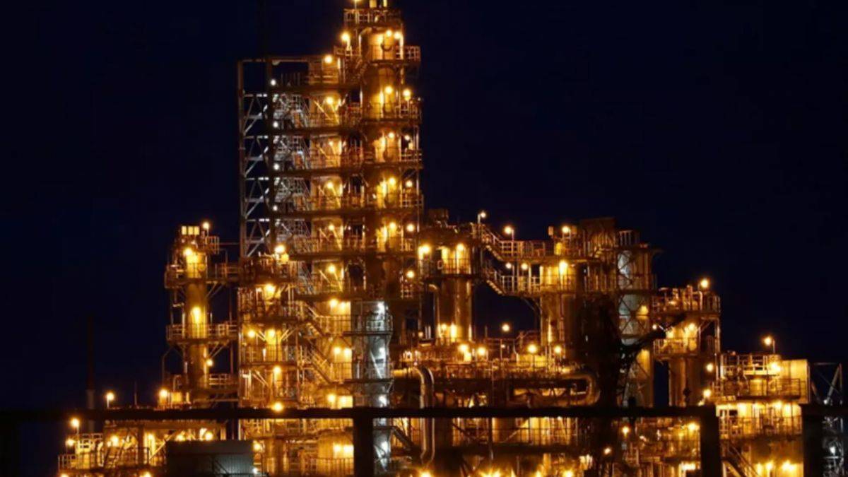 Petrol kararı! Dev indirim yapacak