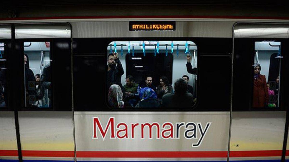 Marmaray’da hafta sonu sefer saatleri uzatıldı