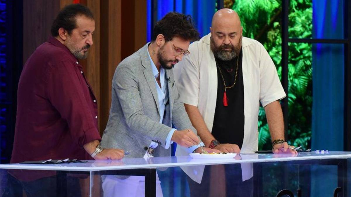Mehmet Şef sinirlendi! 25 Ağustos MasterChef'te kim özür dileyecek? MasterChef kim kimden özür dileyecek? Hangi yarışmacı ne dedi, neden özür diledi?
