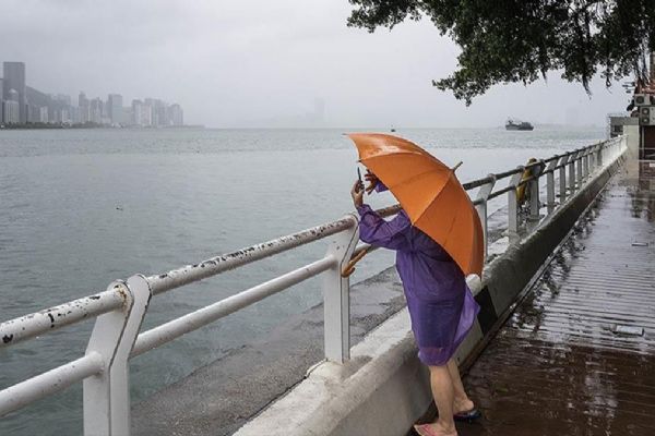 Çin için tehlike çanları çalıyor! Ülke kıyılarına ulaştı
