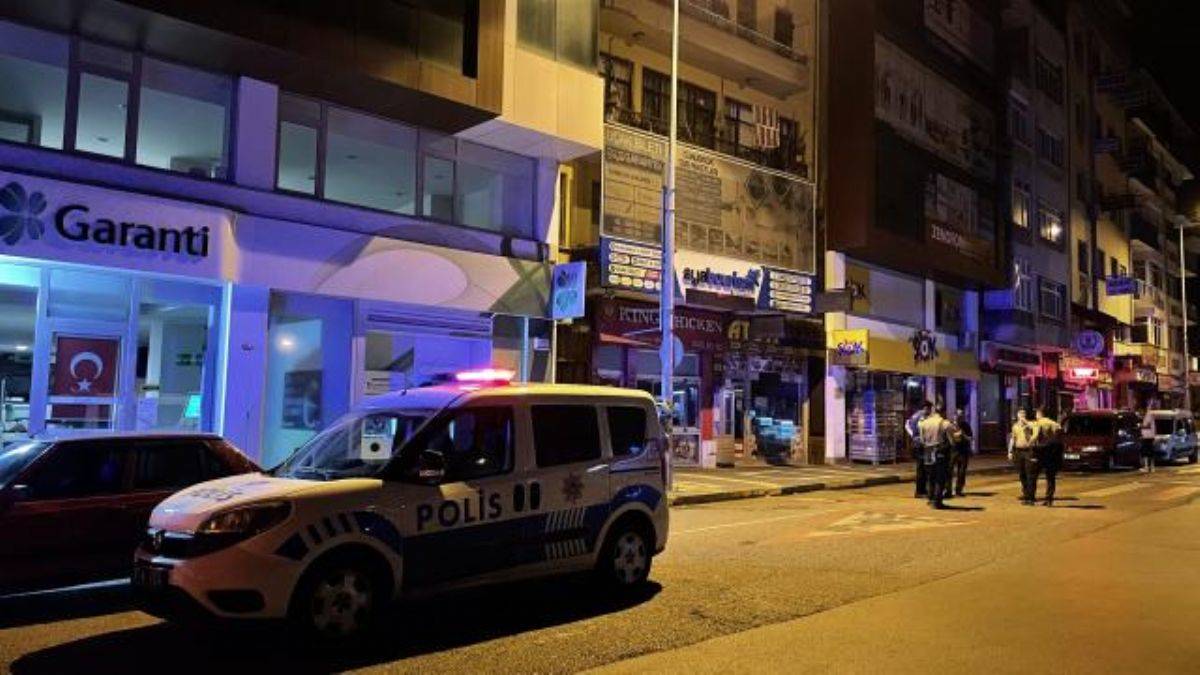 Evinde ölü bulundu