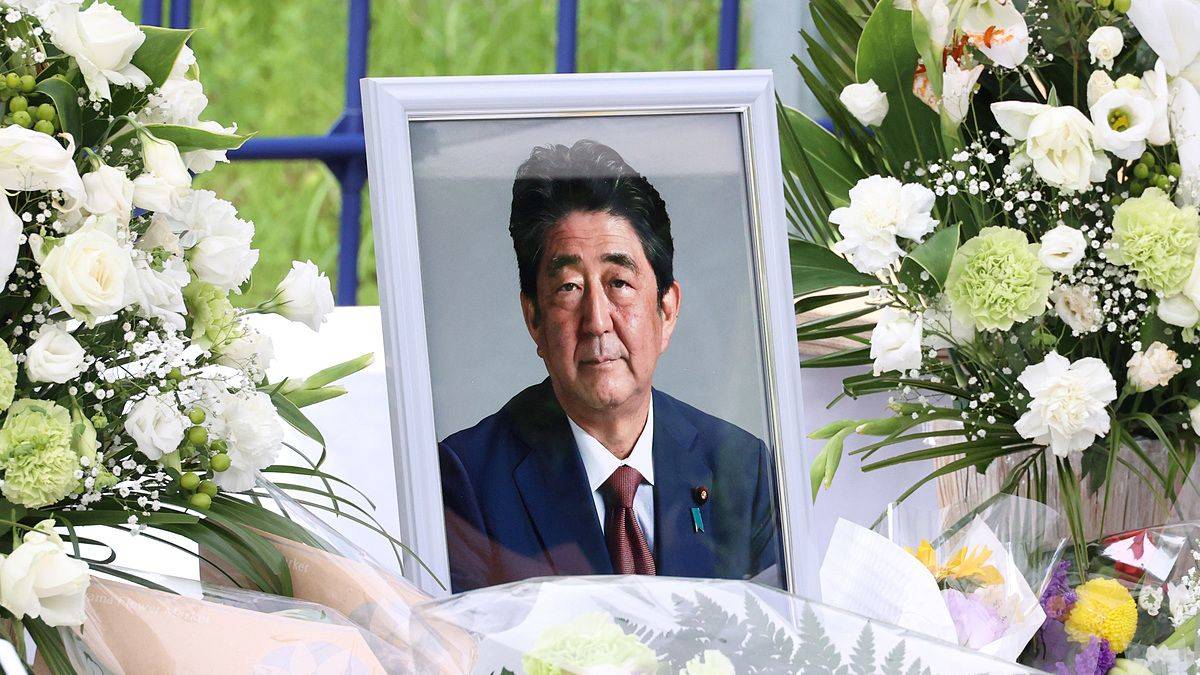 1,8 milyon dolarlık cenaze töreni! Japonlar tepkili