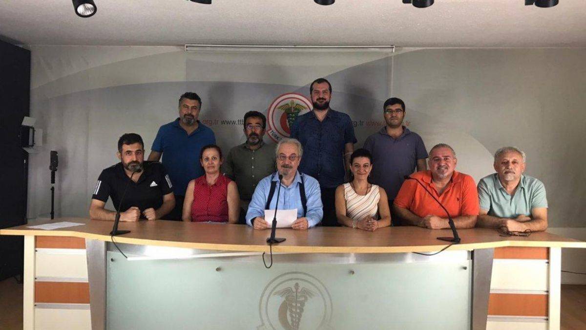 Sağlık örgütlerinden 5 acil talep! 'Karşılanana kadar eylemlere devam edeceğiz'