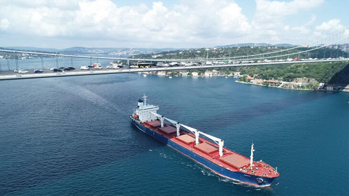 Bakanlıktan 'Boğaz geçiş ücreti' açıklaması