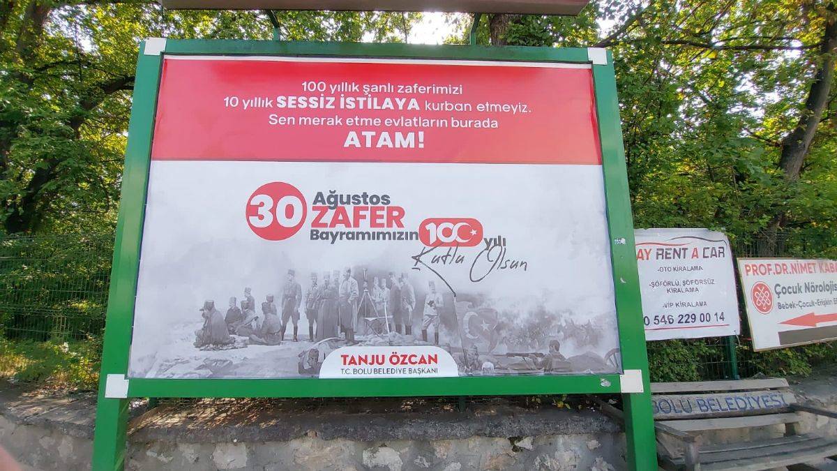 Tanju Özcan faşizmin tadına vardı! 30 Ağustos’ta da mültecileri hedef aldı