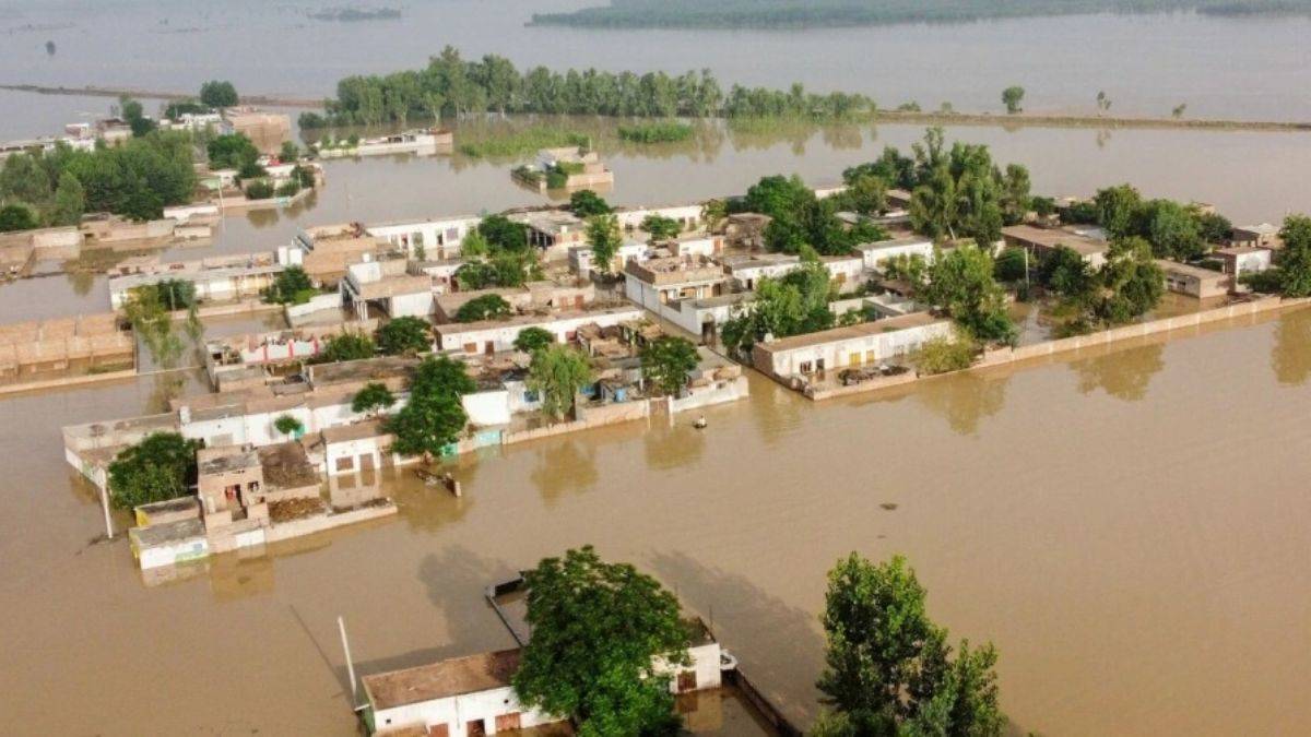 Sel Felaketinin Yaşandığı Pakistan'a  'İyilik Treni' Gidecek