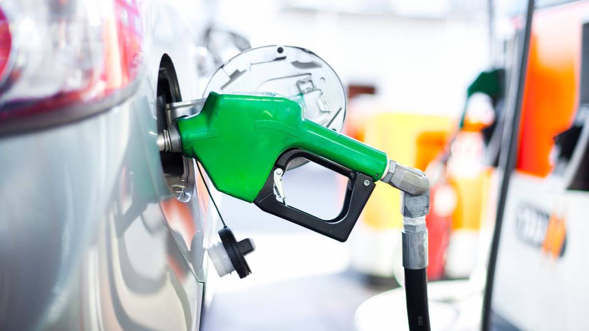 1 Eylül benzin-mazot dev indirim | Benzine ve mazota indirim mi geldi? Bu akşam benzine indirim var mı? 1-2 Eylül benzin indirimi ne kadar?