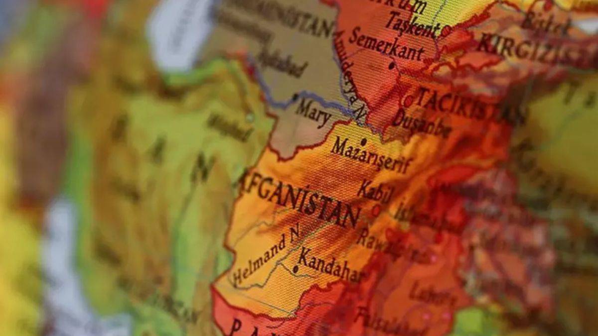 Afganistan'dan camide intihar saldırısı: Onlarca ölü ve yaralı var