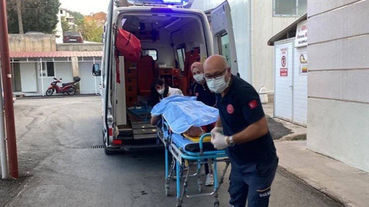 1,5 tonluk vinç işçilerin üzerine devrildi: 1 ölü, 3 yaralı