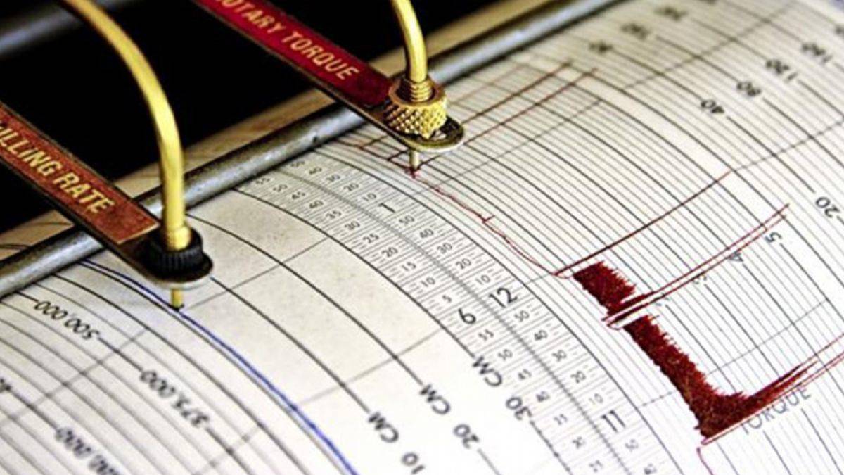 Van'da şiddetli deprem!