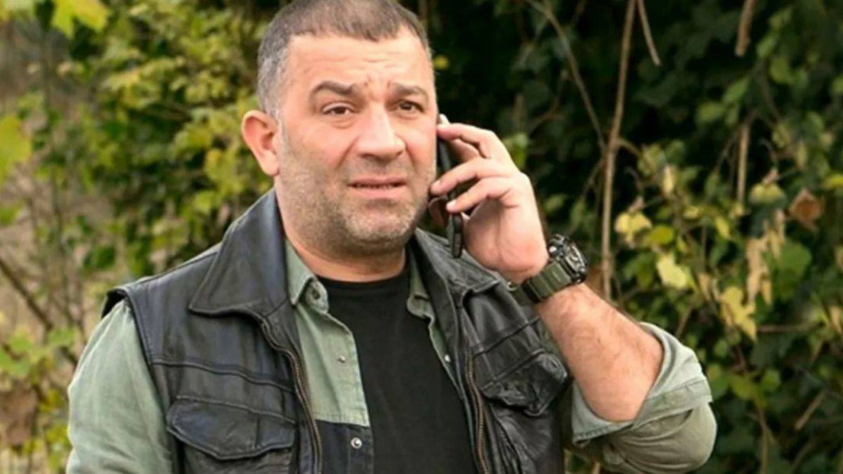 Arka Sokaklar Mesut Komiser diziden mi ayrıldı? Şevket Çoruh Arka Sokaklar açıklaması