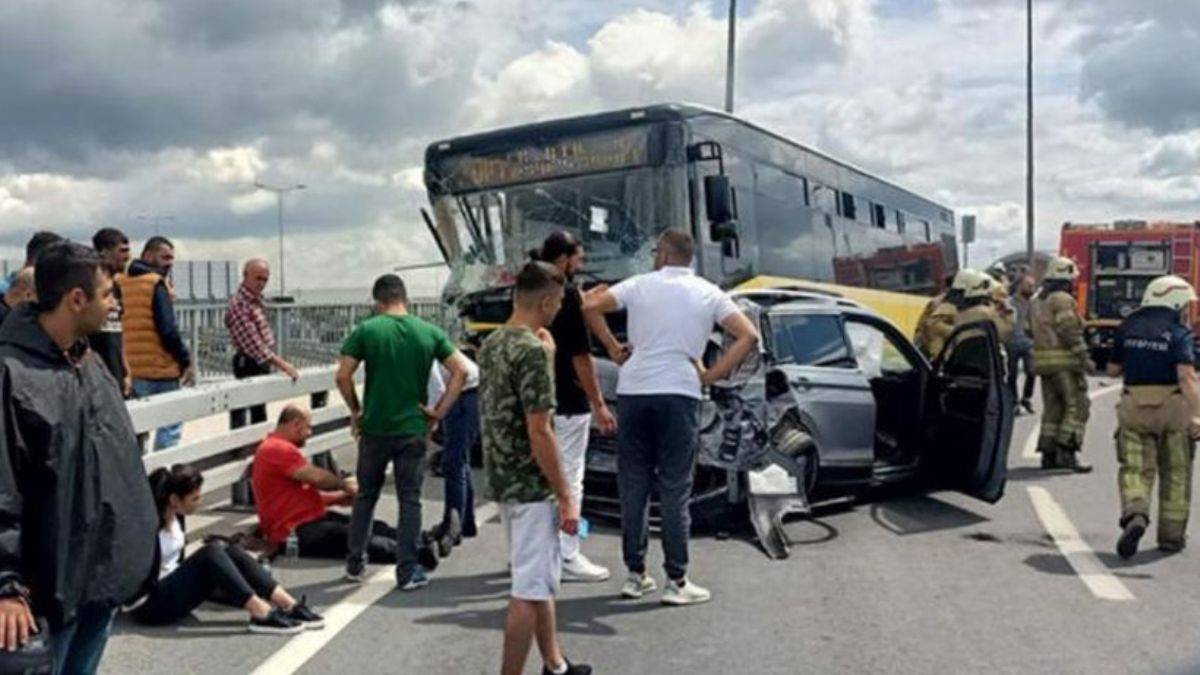 Yenikapı’da feci kaza: İETT otobüsü çok sayıda araca çarptı.
