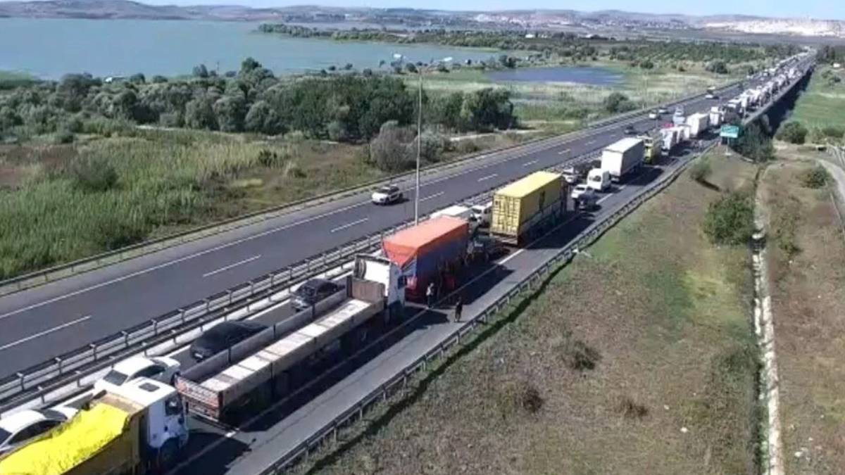 8 Eylül TEM Büyükçekmece Edirne yönü kapalı mı? TEM ne zaman saat kaçta açılacak? TEM Edirne yolu açıldı mı?