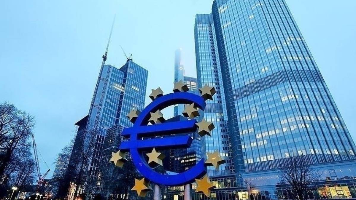 Avrupa Merkez Bankası faiz artırınca ne olur? ECB faizi 75 puan artırırsa Euro-Dolar-Altın düşer mi yükselir mi?