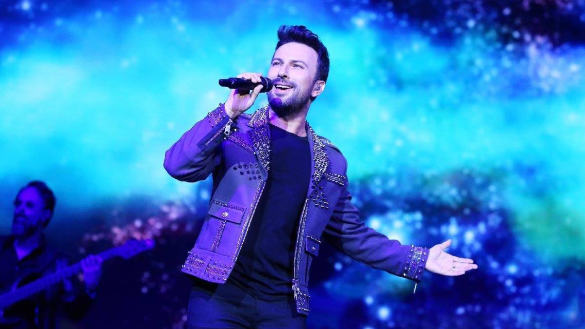 İzmir Tarkan konseri saat kaçta? Konsere giriş saat kaçta başlayacak? Gündoğdu Meydanı (konser alanı) saat kaçta, ne zaman açılıyor ve kaçta içeri alınıyor?