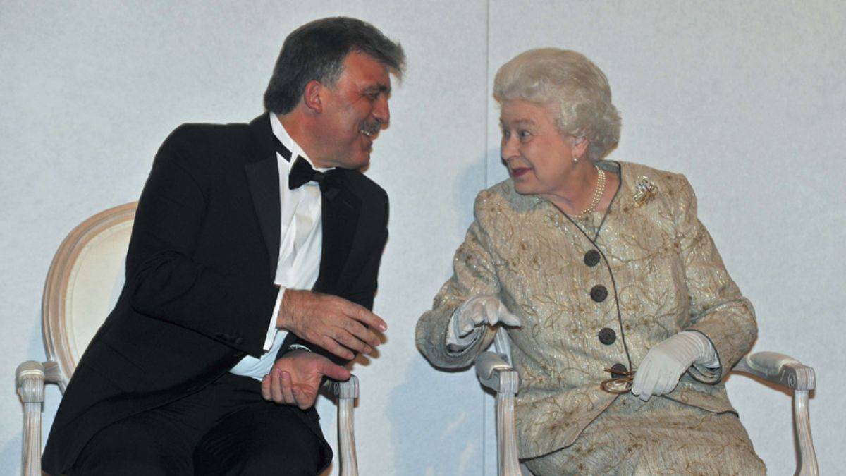 Nihat Genç'ten Kraliçe Elizabeth'in ölümü sonrası Abdullah Gül'e taziye mesajı!