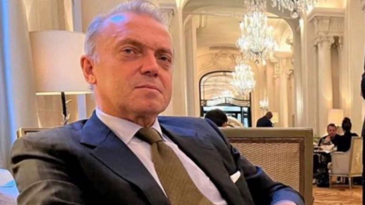 Cem Uzan duyurdu: ''Pek yakında Türkiyem''