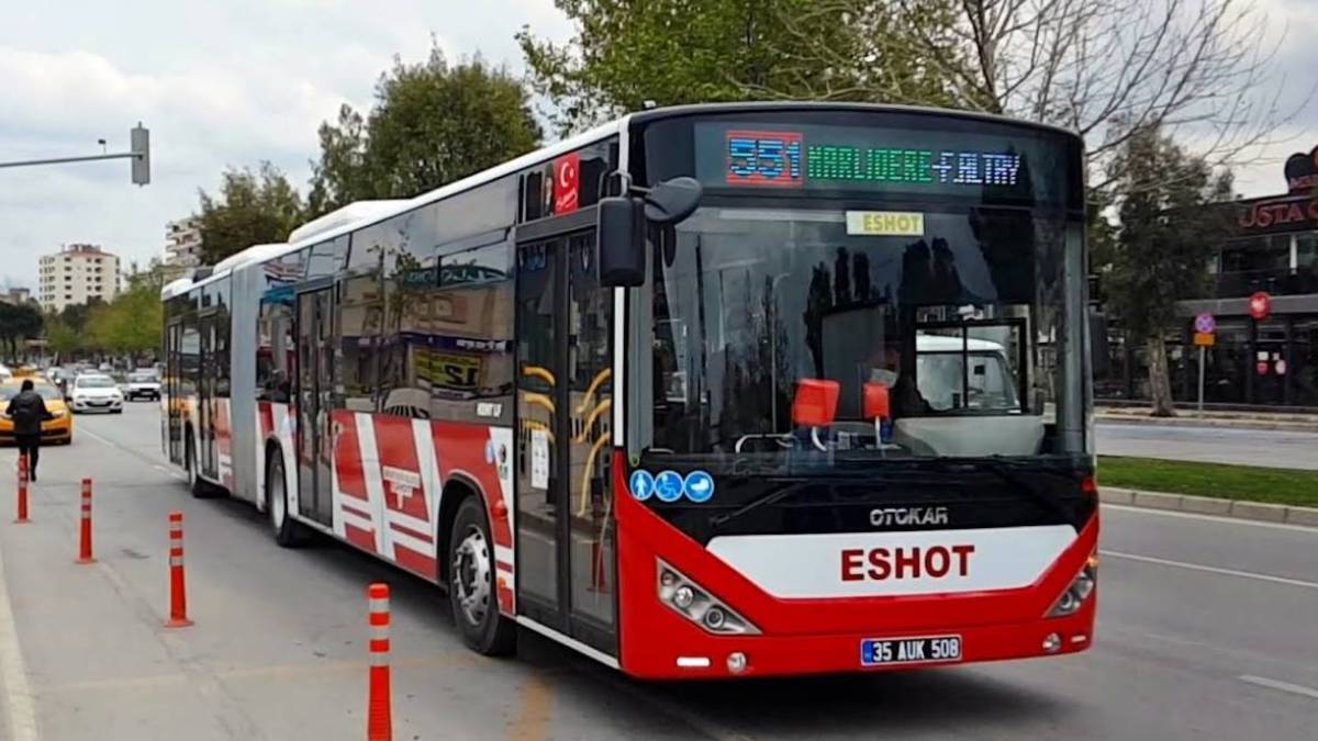 İzmir'de bu hafta öğrencilere ESHOT otobüsler ücretsiz mi, 5 kuruş mu? 12 Eylül okulların açıldığı ilk hafta İzmir'de otobüs, metro bedava mı?