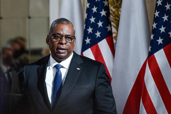 Austin: Müttefiklerimizin yanında olmaya devam edeceğiz