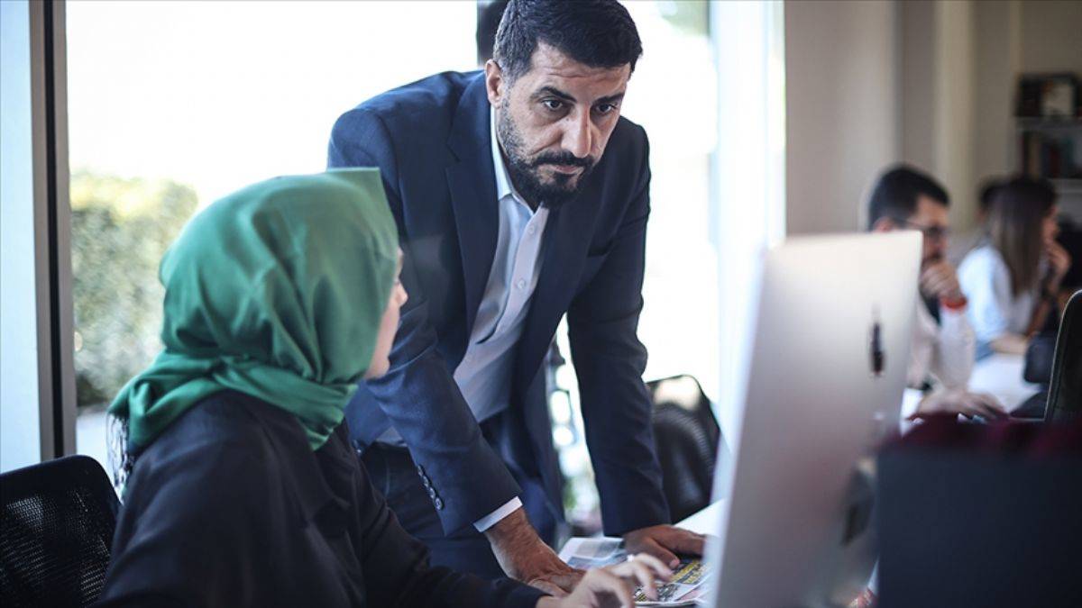 Yeni Şafak'a LGBT sansürü!