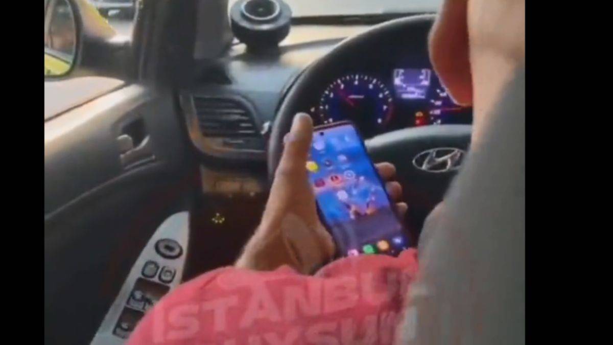 İnanılmaz iddia! Taksi şoförü kadın yolcuların fotoğraflarını çekti