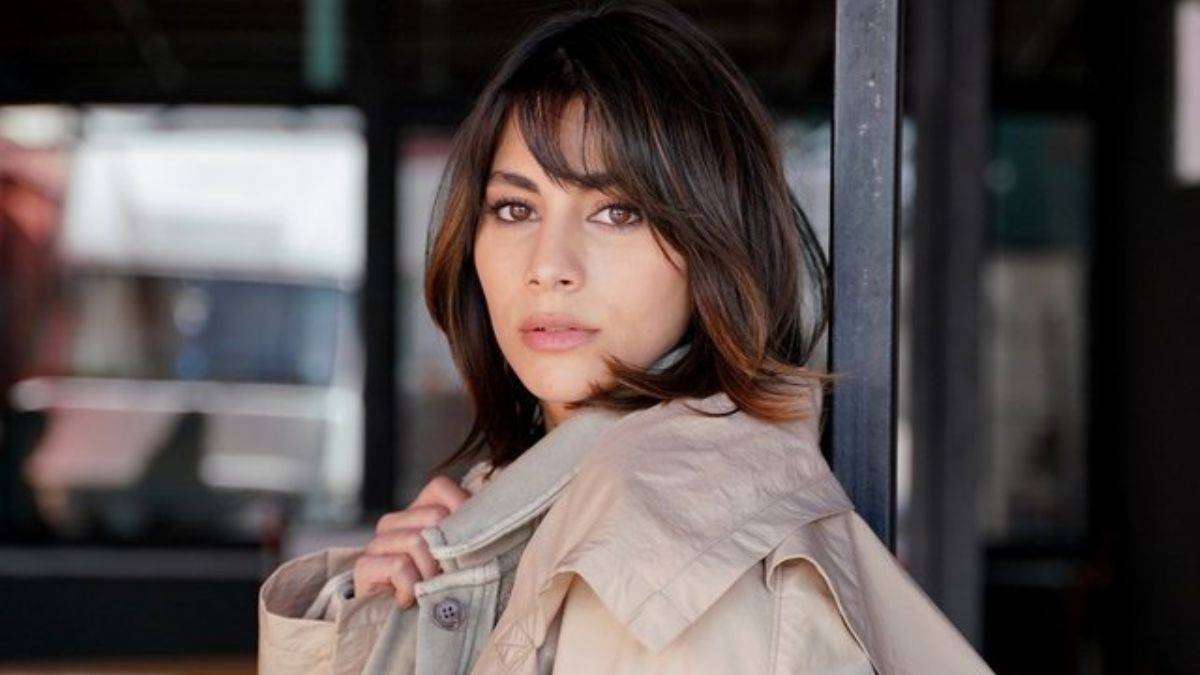 Bir Küçük Gün Işığı Dila karakteri | Bir Küçük Gün Işığı Tuğçe Açıkgöz kimdir?