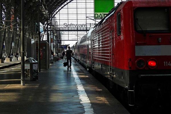AB, 18 yaşındaki gençlere Avrupa'da geçerli 35 bin tren bileti dağıtacak
