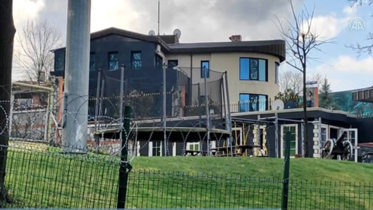 Sedat Peker'in evine silahlı saldırı: Yılmaz Günay ağır yaralandı!