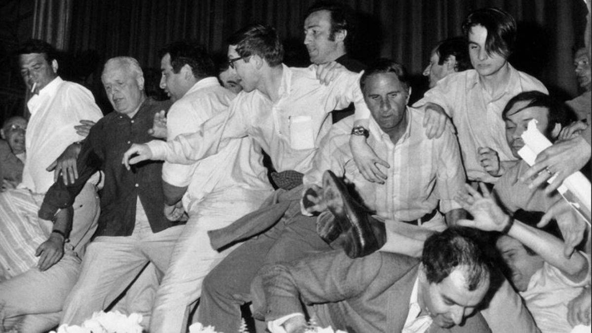 Sinemanın 'aykırı' kişiliği Godard: ‘Hepiniz aptalsınız’