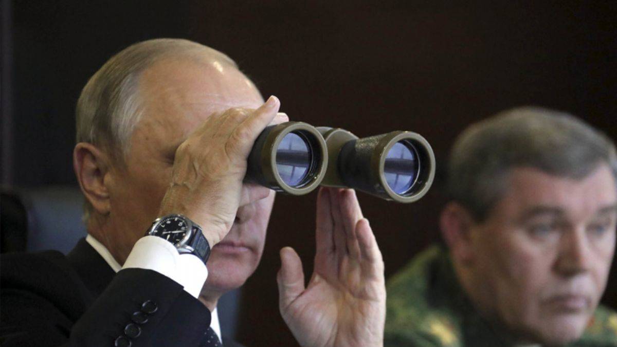 ABD'den çarpıcı iddia: Rus generaller çekilmek istedi, Putin izin vermedi